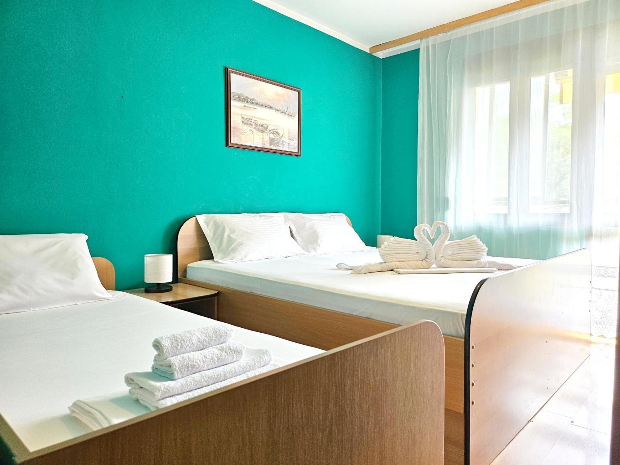 Apartment Luka Котор Екстер'єр фото