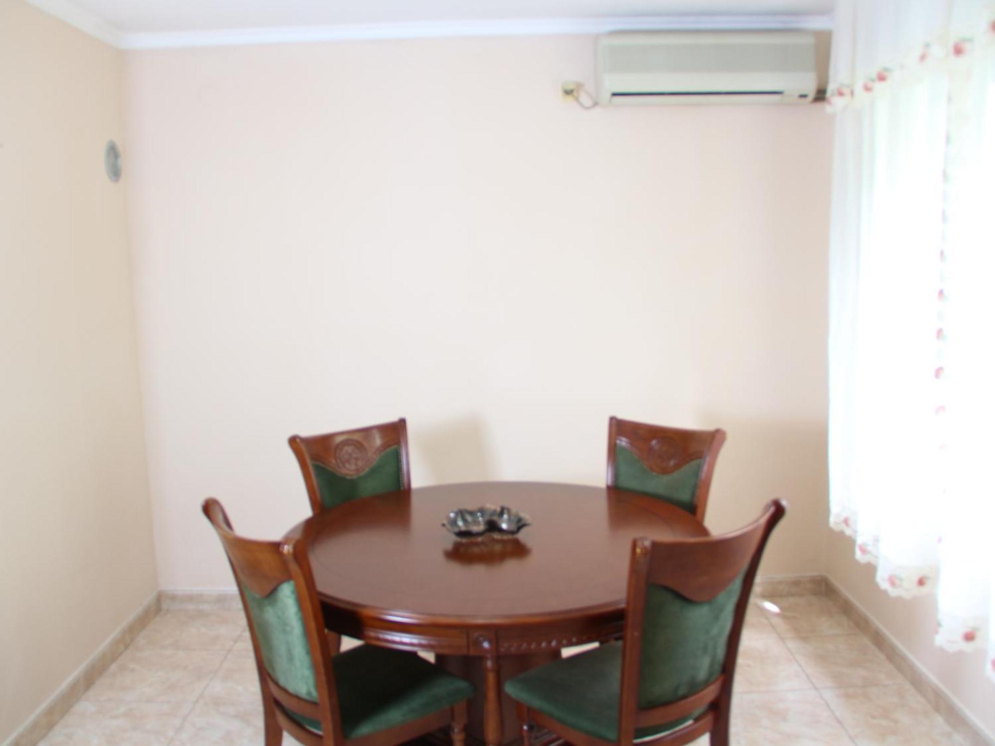 Apartment Luka Котор Екстер'єр фото
